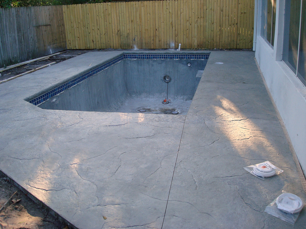 pool contractors